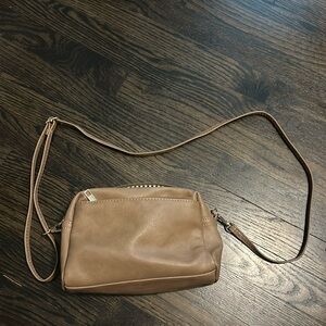 Crossbody purse